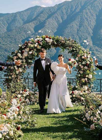 Destination wedding moment