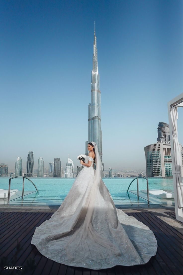 ABU DHABI, UAE – THE ARABIAN JEWEL